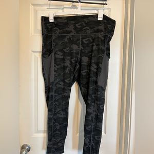 Fabletics leggings slightly used 3X
